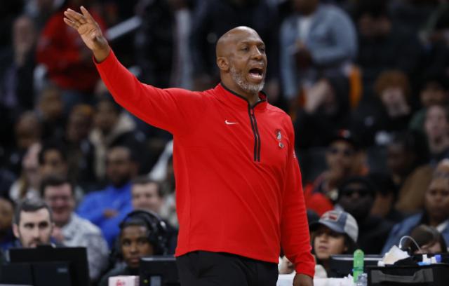 追平21世纪最差成绩 比卢普斯三连钓仍稳坐钓鱼台