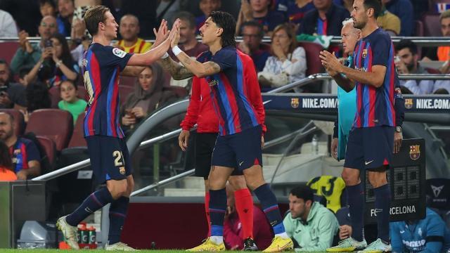 德容一战取代布教授？给皮克的嘘声和掌声