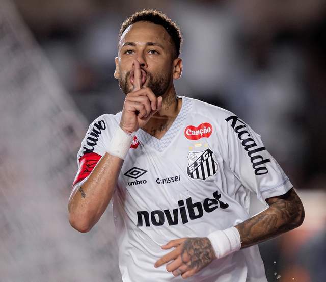 PG Play Store-34岁内马尔王者归来：右脚打死角 左脚挑弧线！为世界杯拼了